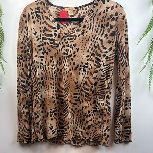 Plisse animal print blouse.  Lightweight material. Size large